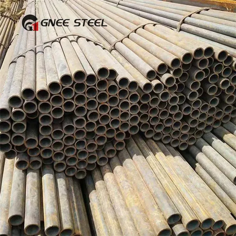 Oglekļa tērauda bezšuvju caurule