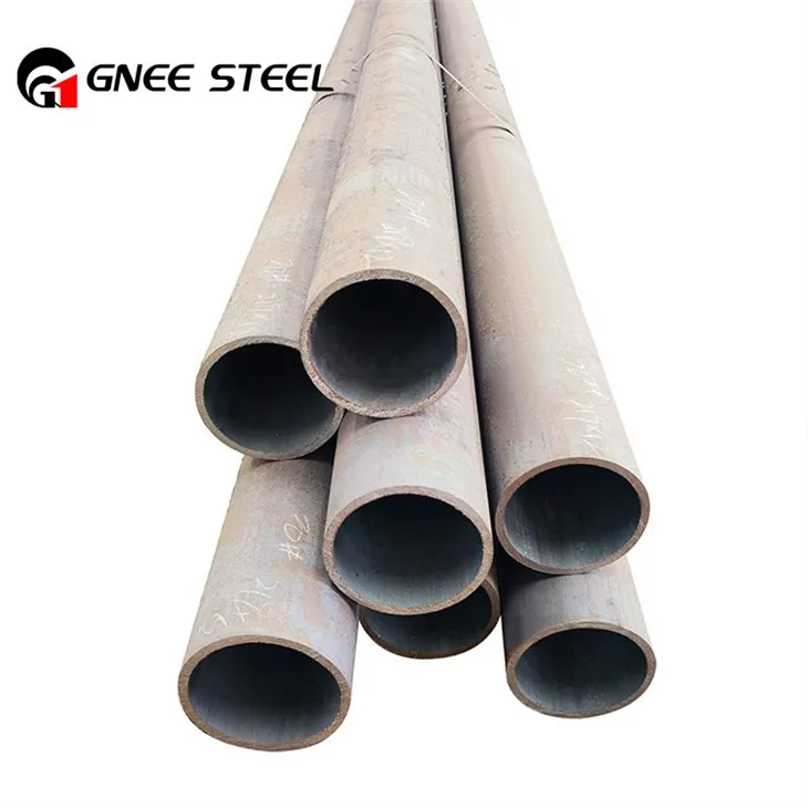 LV10297-1 E355 bezšuvju tērauda caurule